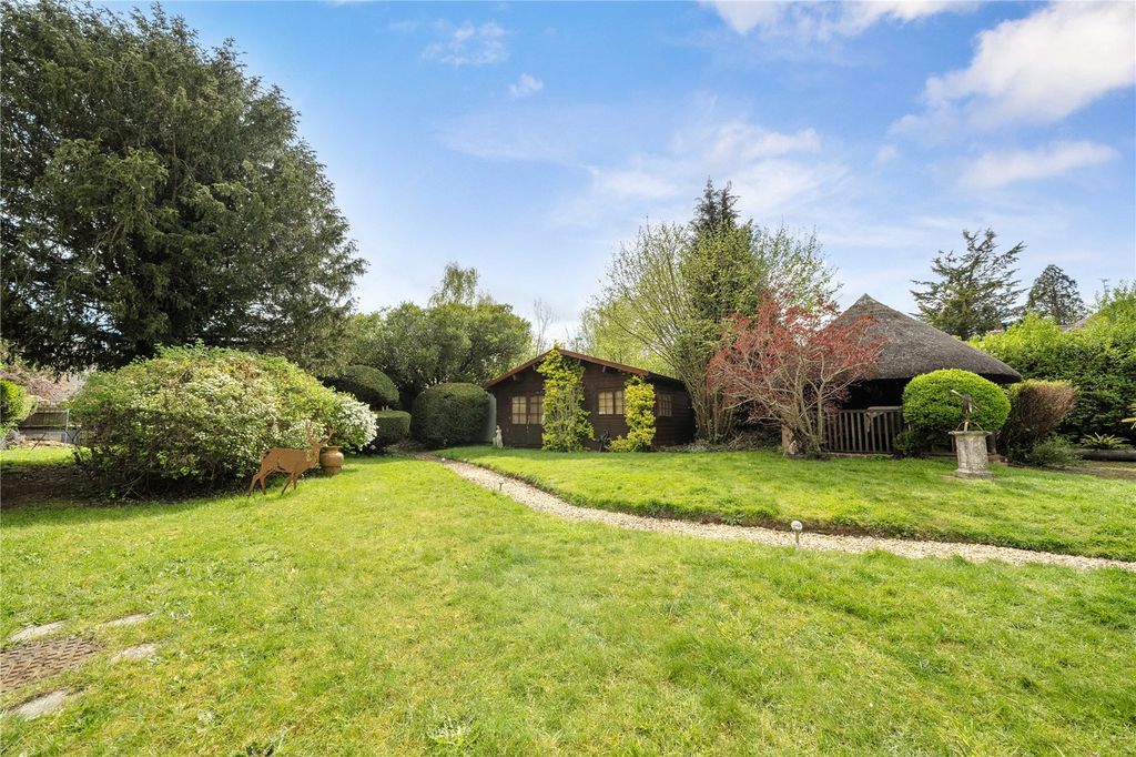 Additional image 2 of 4 bed detached house for saleLondon Road, Hook, Hampshire RG27