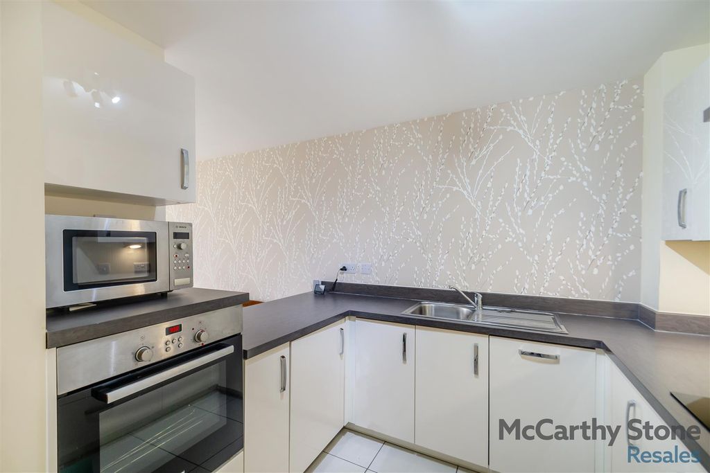 Additional image 41 of 1 bed flat for saleThe Wickets, Kirkgate, Settle BD24