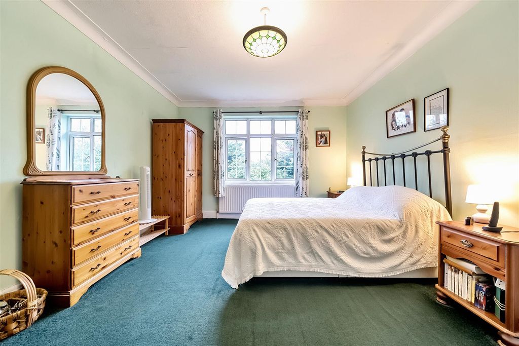 Additional image 13 of 4 bed detached house for saleChurch Road, Hayes UB3