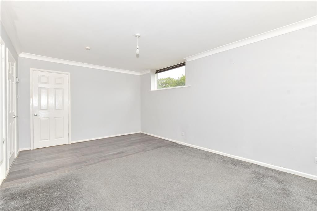 Additional image 7 of 2 bed flat for saleJuniper Square, Havant, Hampshire PO9