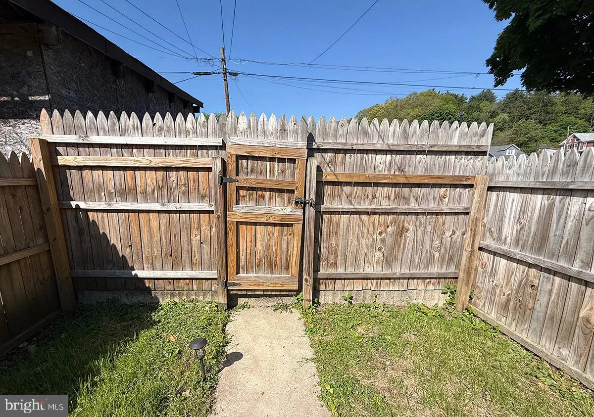 Additional image 68 of 233 N 5th Street, Newport, PA 17074