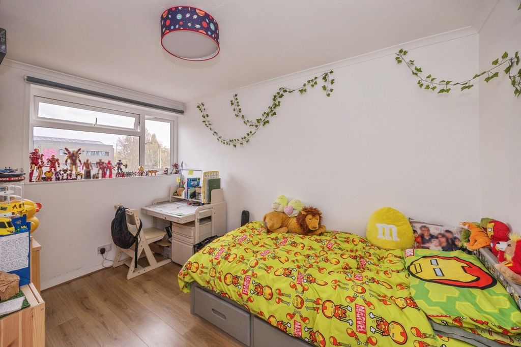 Additional image 12 of 3 bed flat for saleChidham Close, Havant, Hampshire PO9