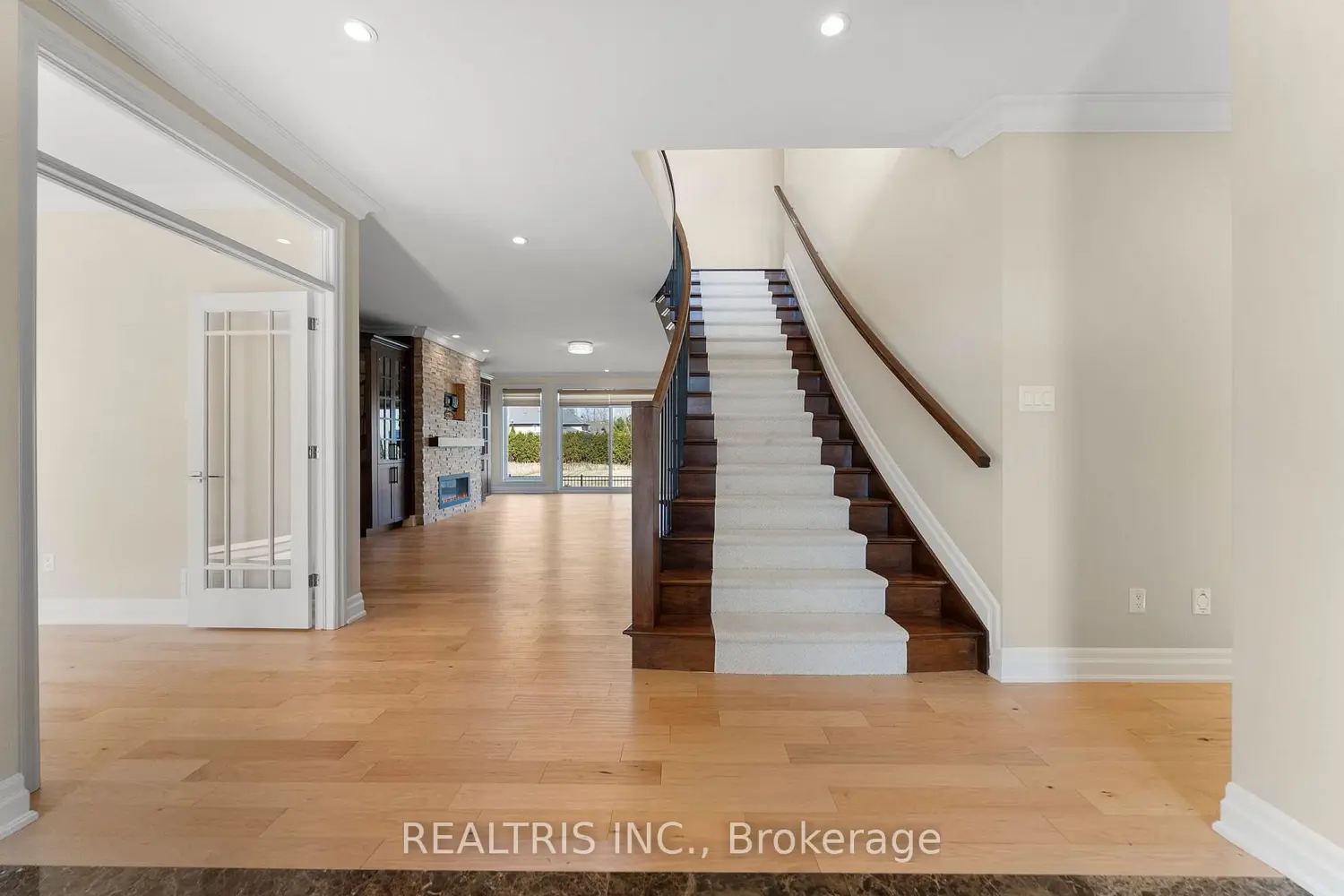 5813 Red Castle Ridge photo 2