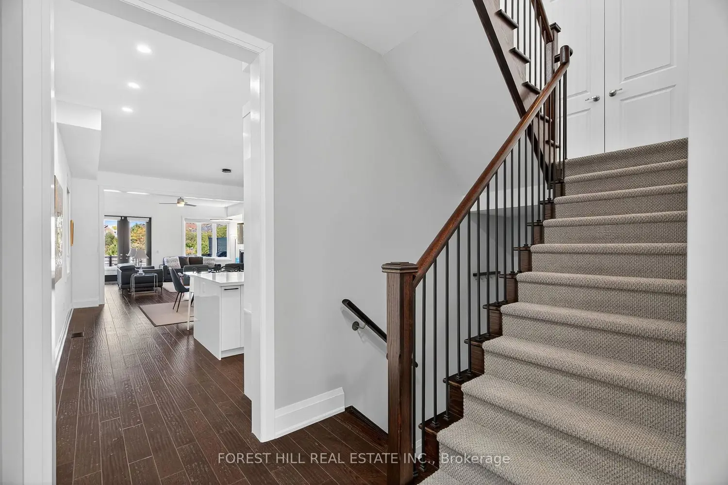 107 Hesperus Road photo 2