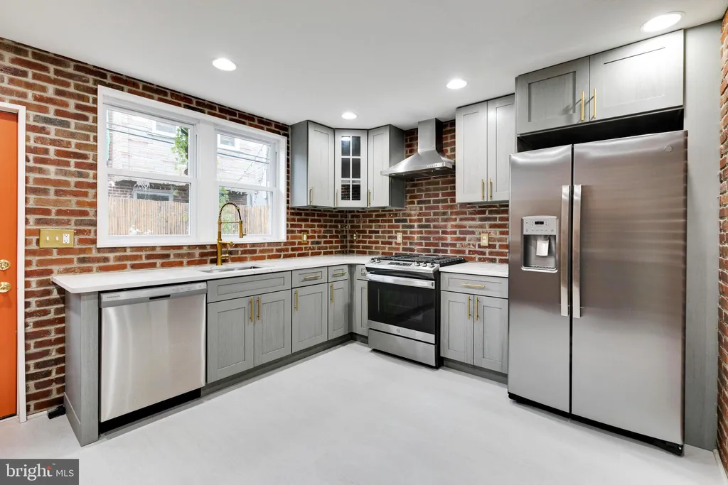 Additional image 34 of 1903 S Warnock Street, Philadelphia, PA 19148