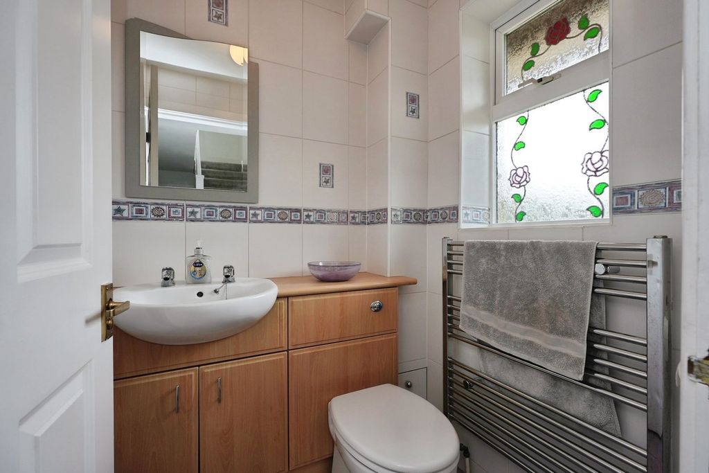 Additional image 11 of 5 bed detached house for saleBroomfield Avenue, Halifax HX3