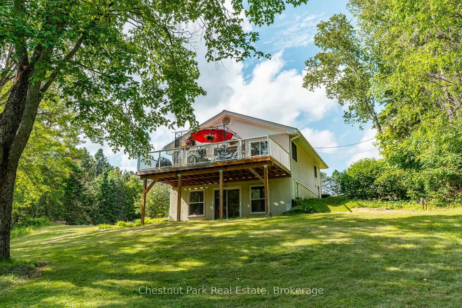 1054 Green Lake Road photo 2