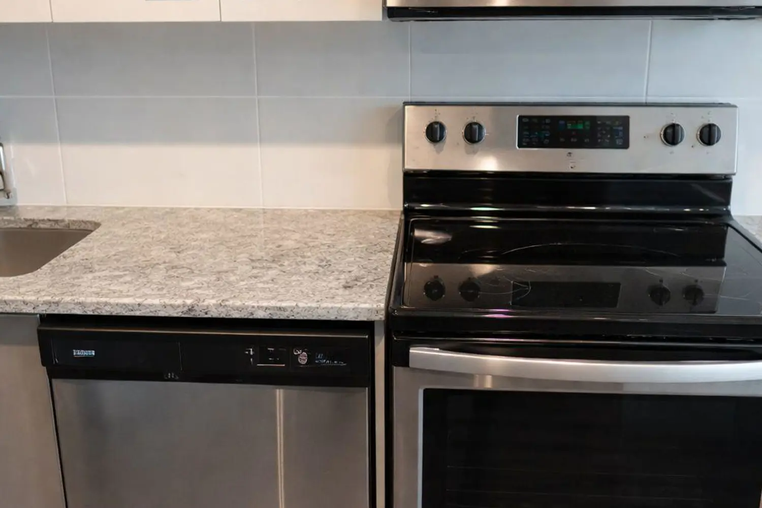 Additional image 3 of 257 Hemlock Street 209