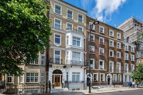 Sloane Street, Knightsbridge, London SW1X