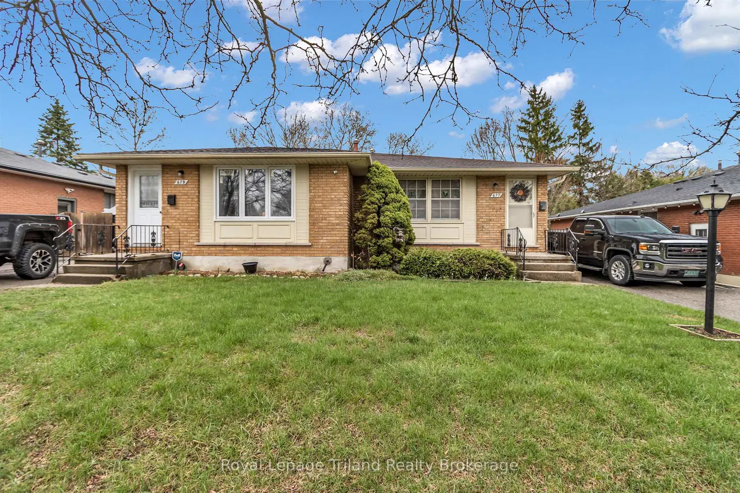 677 & 679 Sevilla Park Place