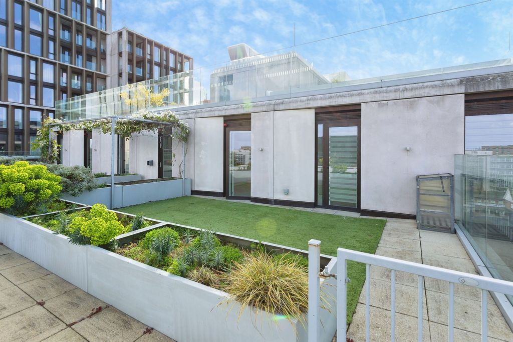Additional image 6 of 3 bed flat for salePerceval Square, Harrow HA1