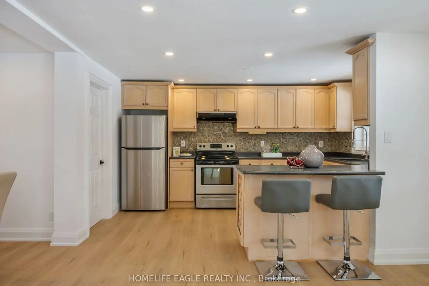 4566 Lloydtown-Aurora Road photo 5