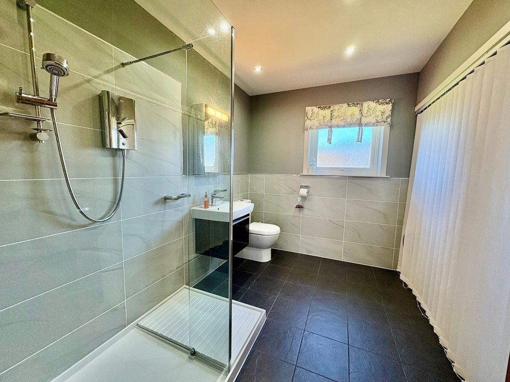 Additional image 10 of 3 bed detached bungalow for saleMey, Thurso, Highland. KW14