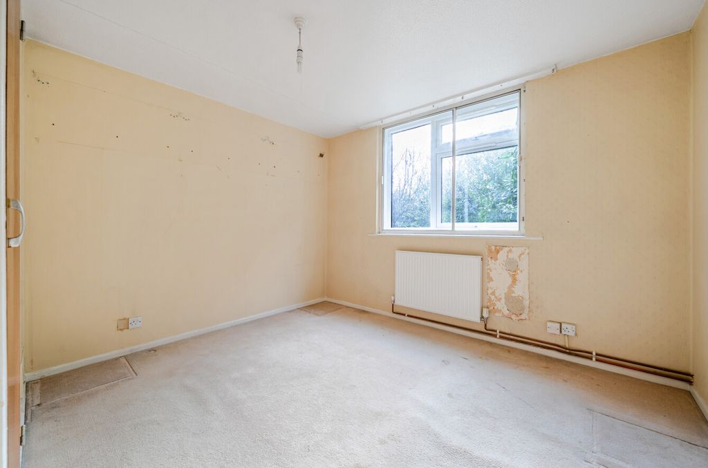 Additional image 6 of 2 bed flat for saleJuniper Square, Havant, Hampshire PO9