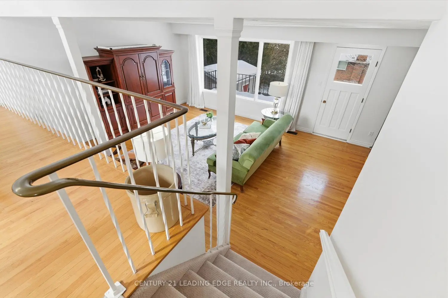 581 Arnhem Drive photo 5