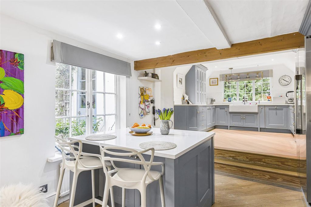 Additional image 11 of 6 bed detached house for saleHertingfordbury Road, Hertingfordbury, Hertford SG14