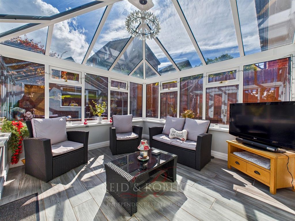 Additional image 4 of 4 bed detached house for saleCoed Y Fron, Holywell CH8