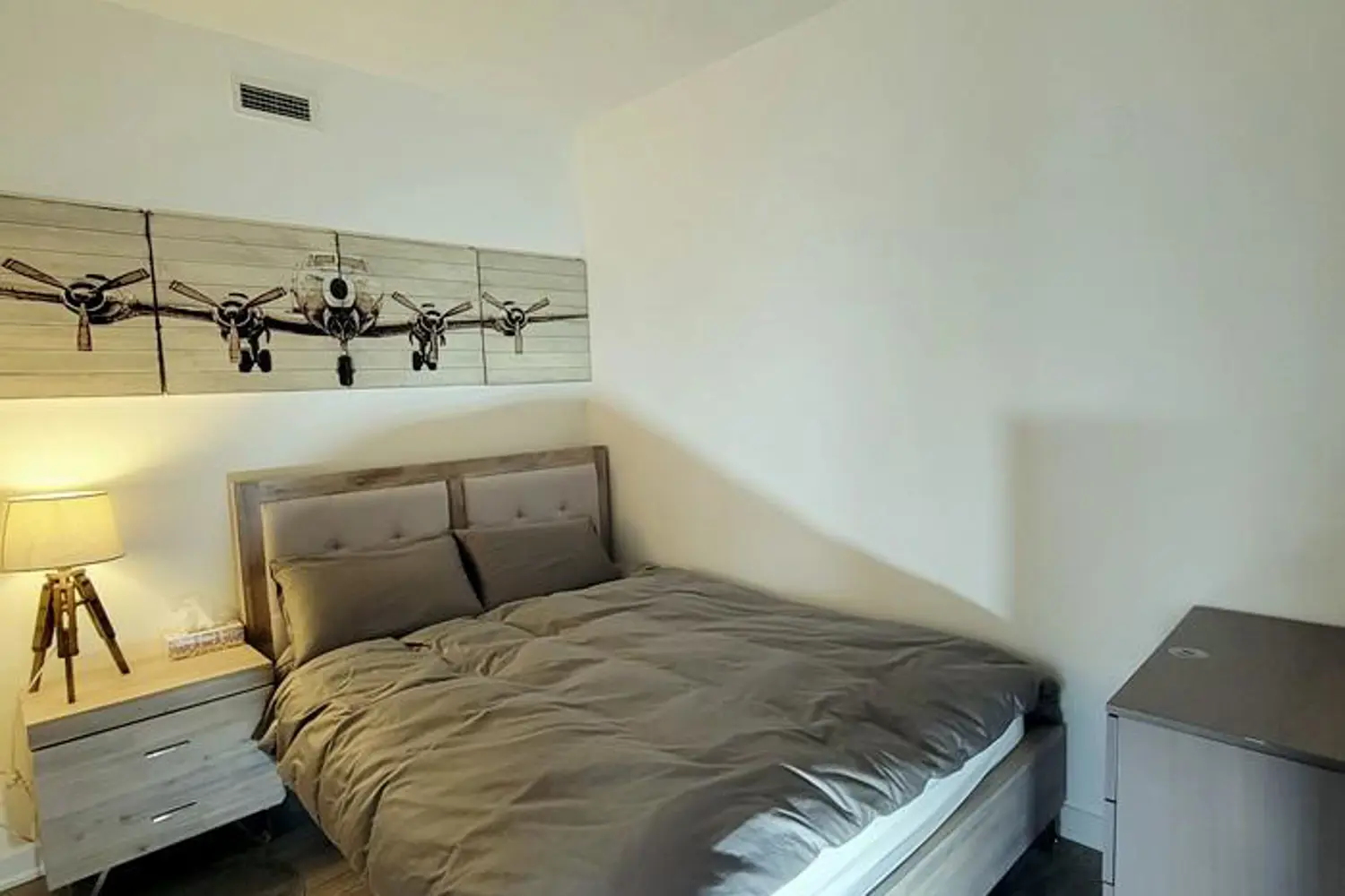 Additional image 13 of 33 Charles Street 2706