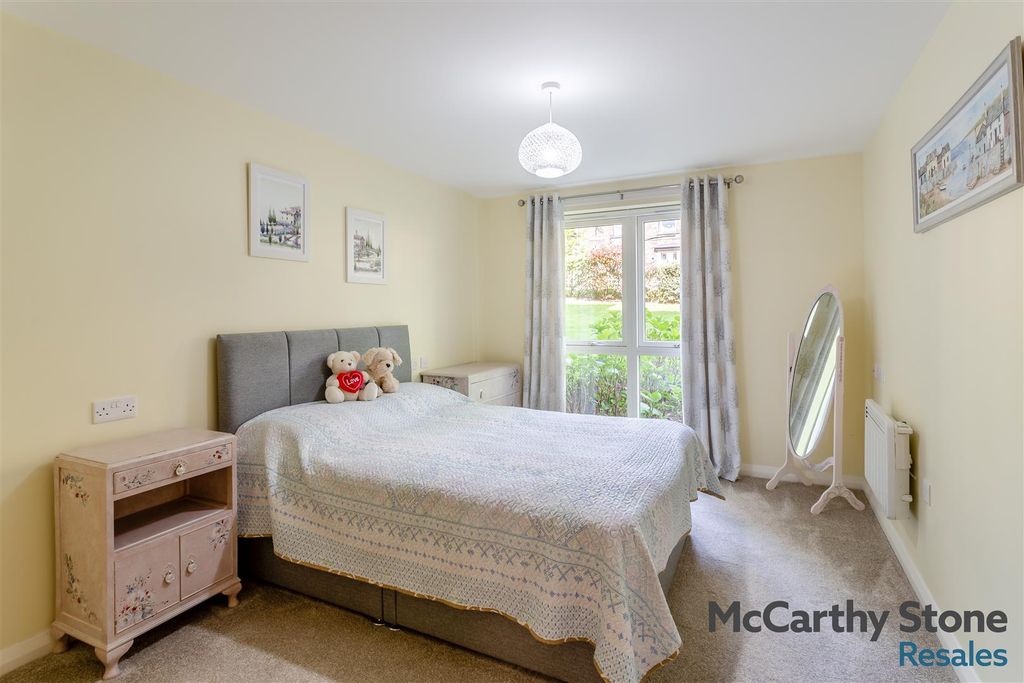 Additional image 8 of 1 bed flat for saleTrinity Court, Oxford Road, Halifax HX1