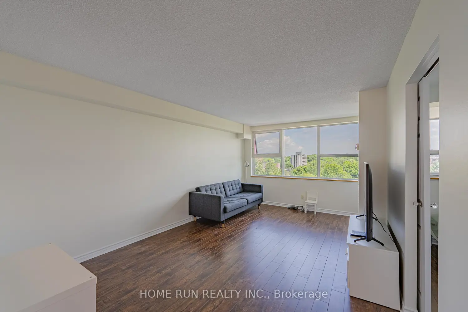 Additional image 13 of 555 Brittany Drive 1111