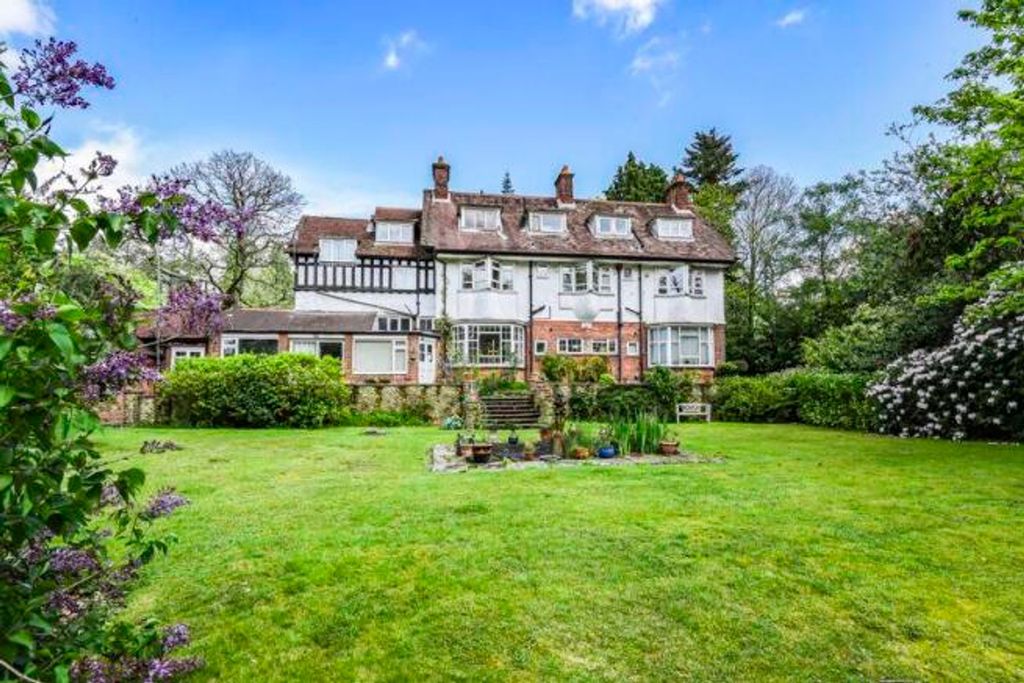 Additional image 17 of 1 bed flat for saleTower Road, Hindhead GU26
