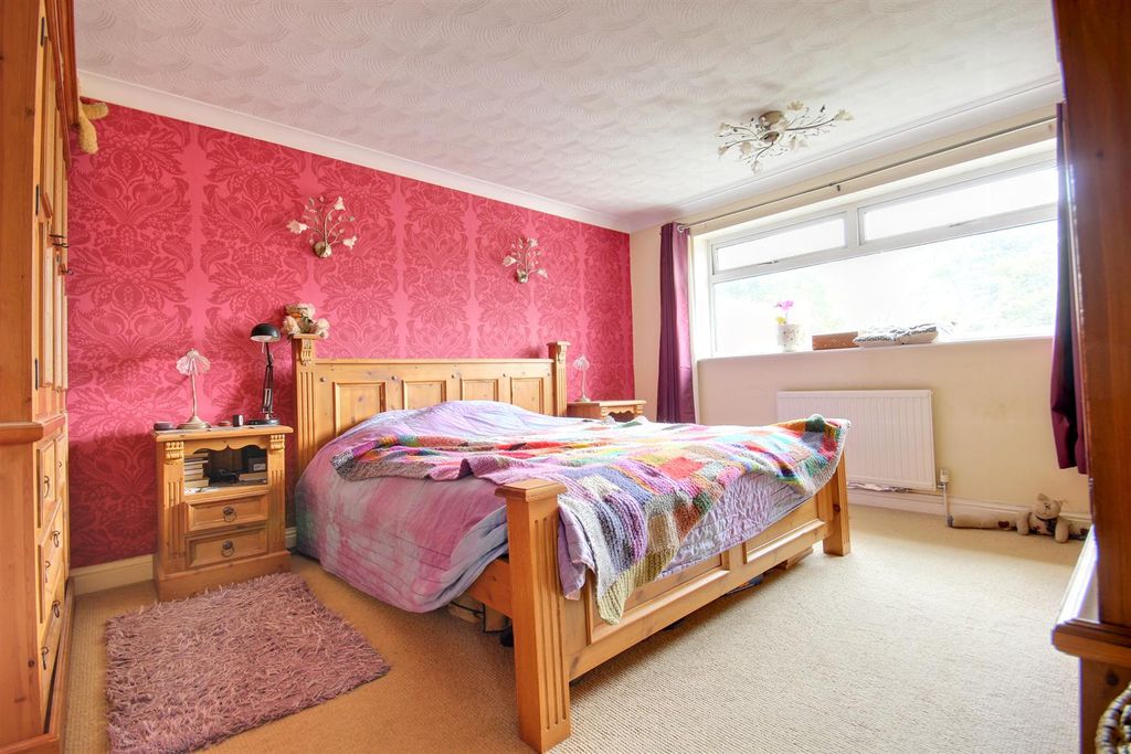 Additional image 7 of 3 bed detached house for saleCheyne Walk, Hornsea HU18