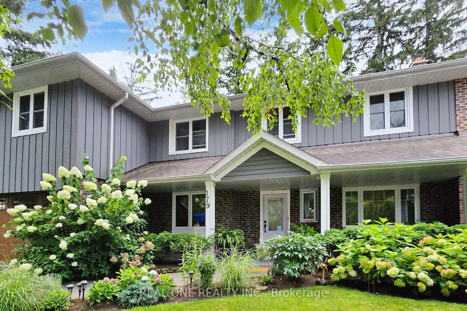 179 Shanley Terrace photo 3