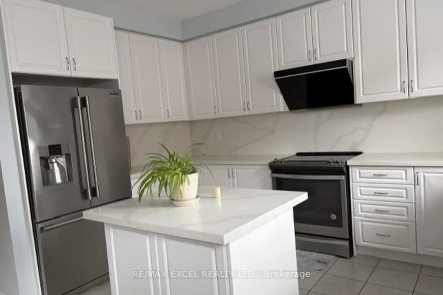 Additional image 4 of 27 Spiv Grove Way