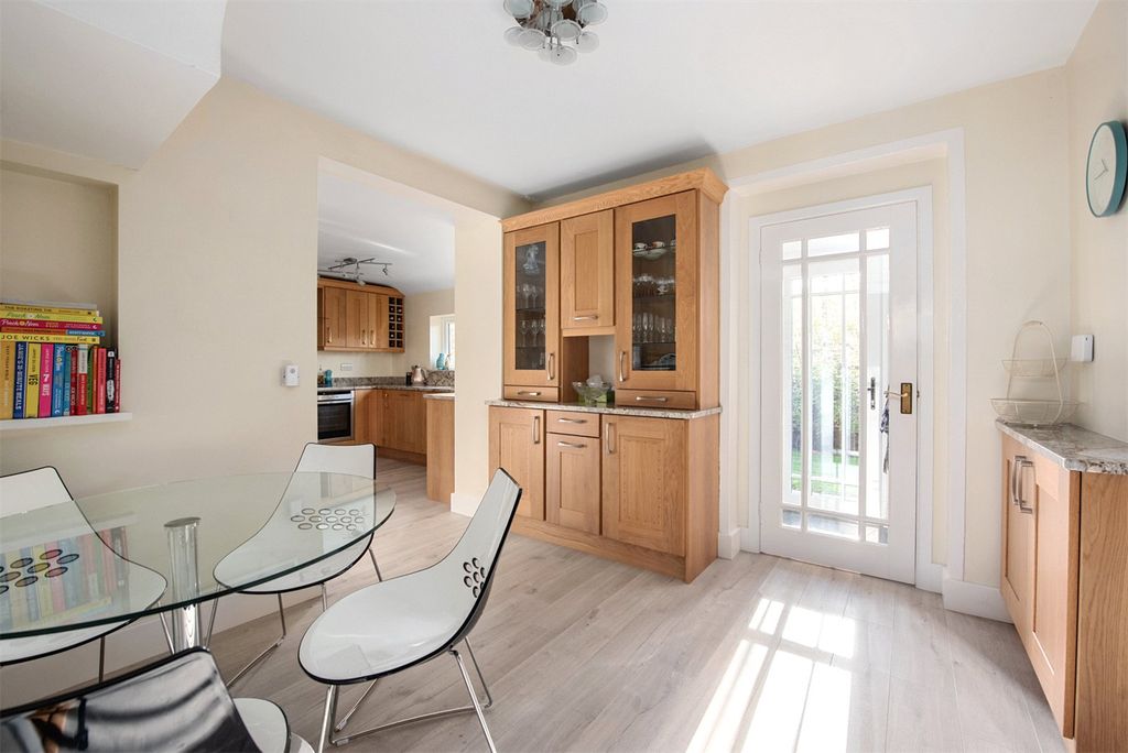 Additional image 7 of 5 bed detached house for saleNewnham Road, Hook, Hampshire RG27
