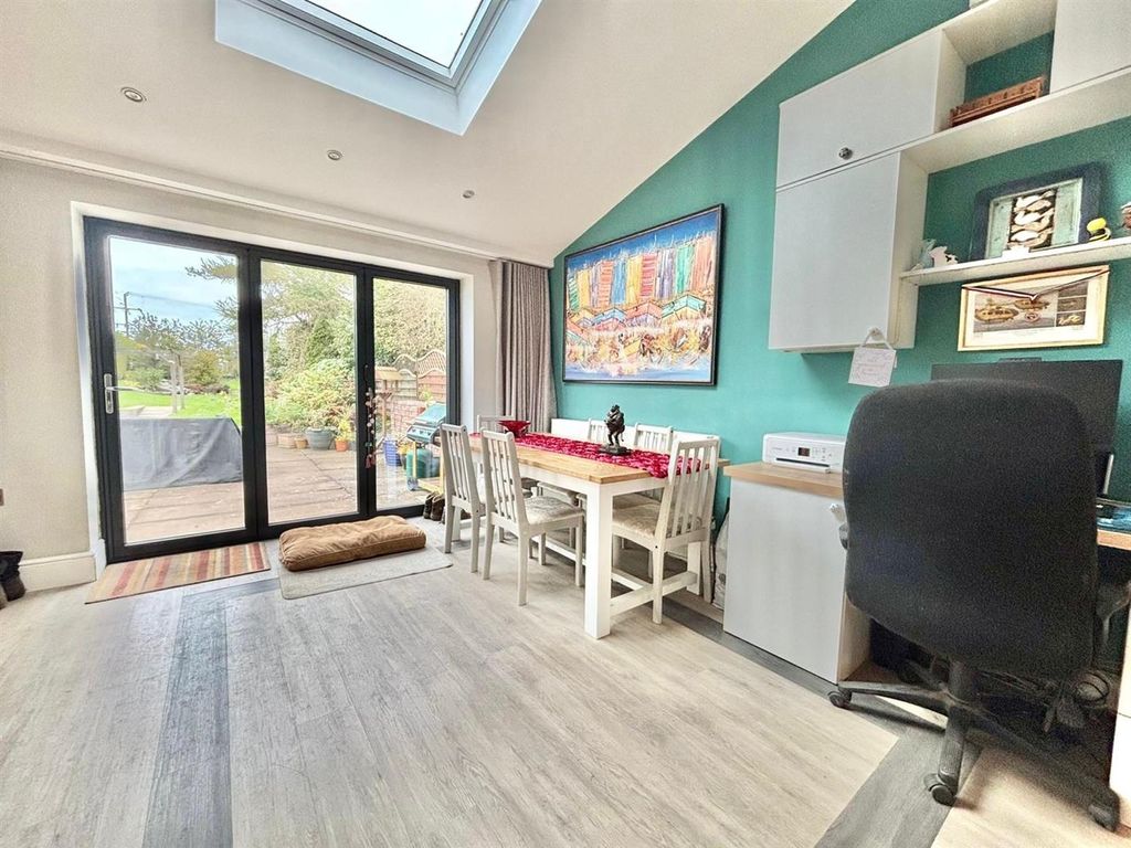 Additional image 8 of 3 bed property for saleRolston Road, Hornsea HU18