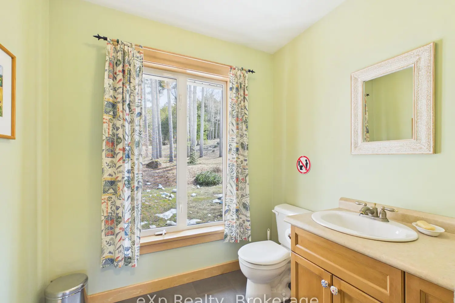 303709 South Line photo 2