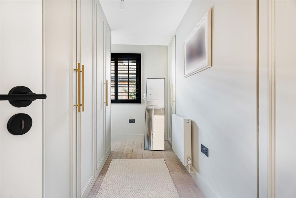 Additional image 34 of 4 bed detached bungalow for saleWatermill Lane, Hertford SG14
