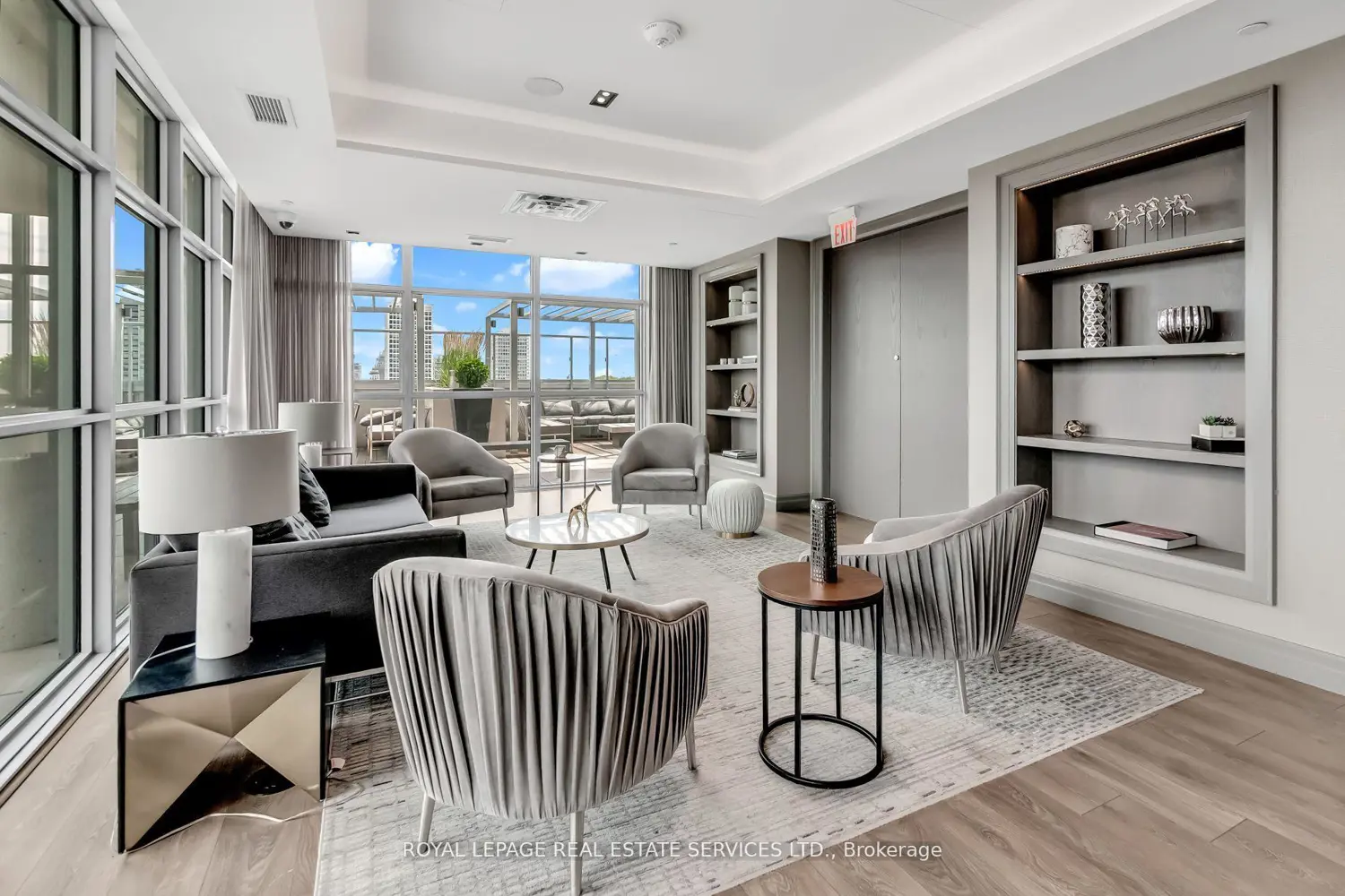 Additional image 19 of 501 St Clair Avenue 418