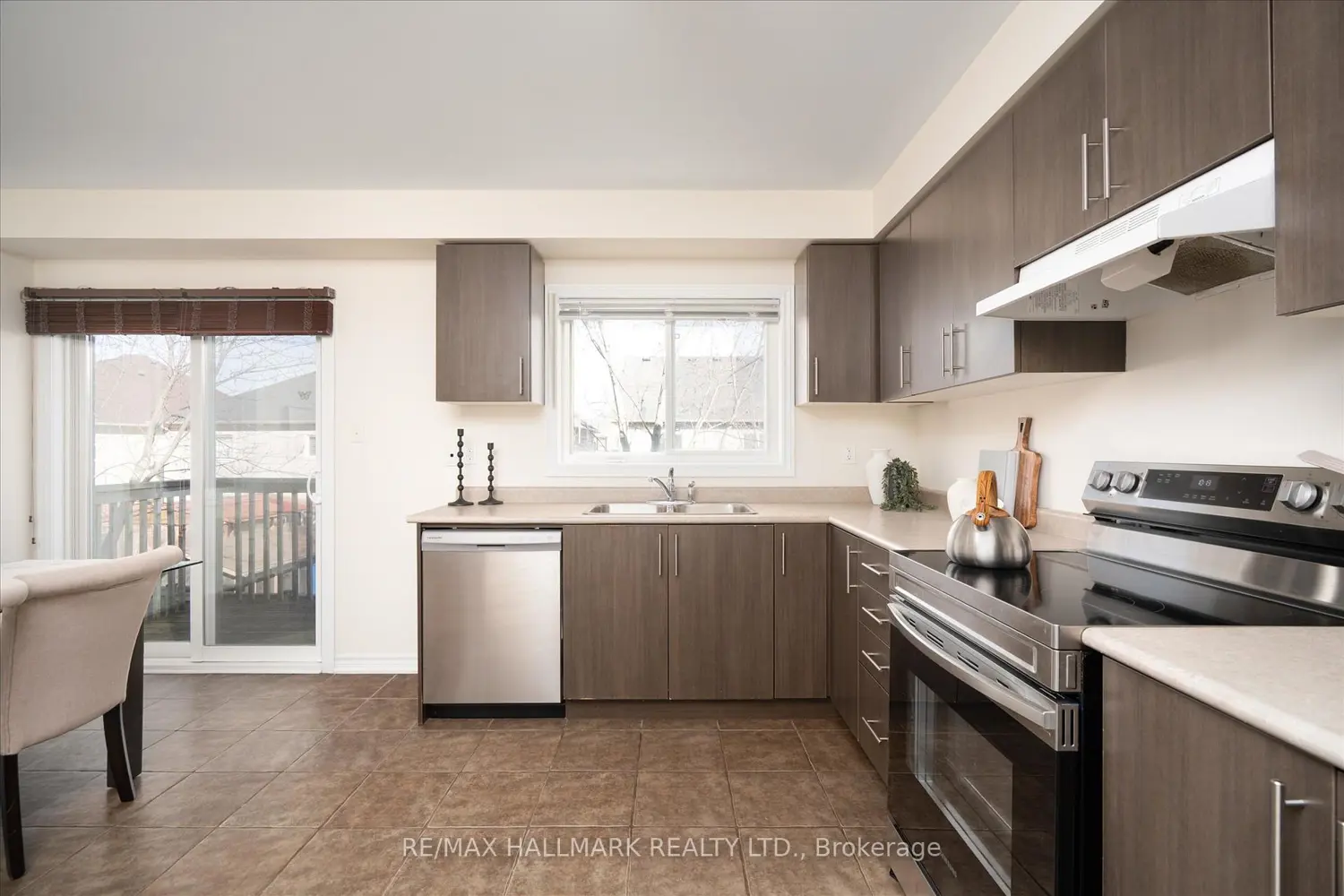 32 Katerson Lane photo 4