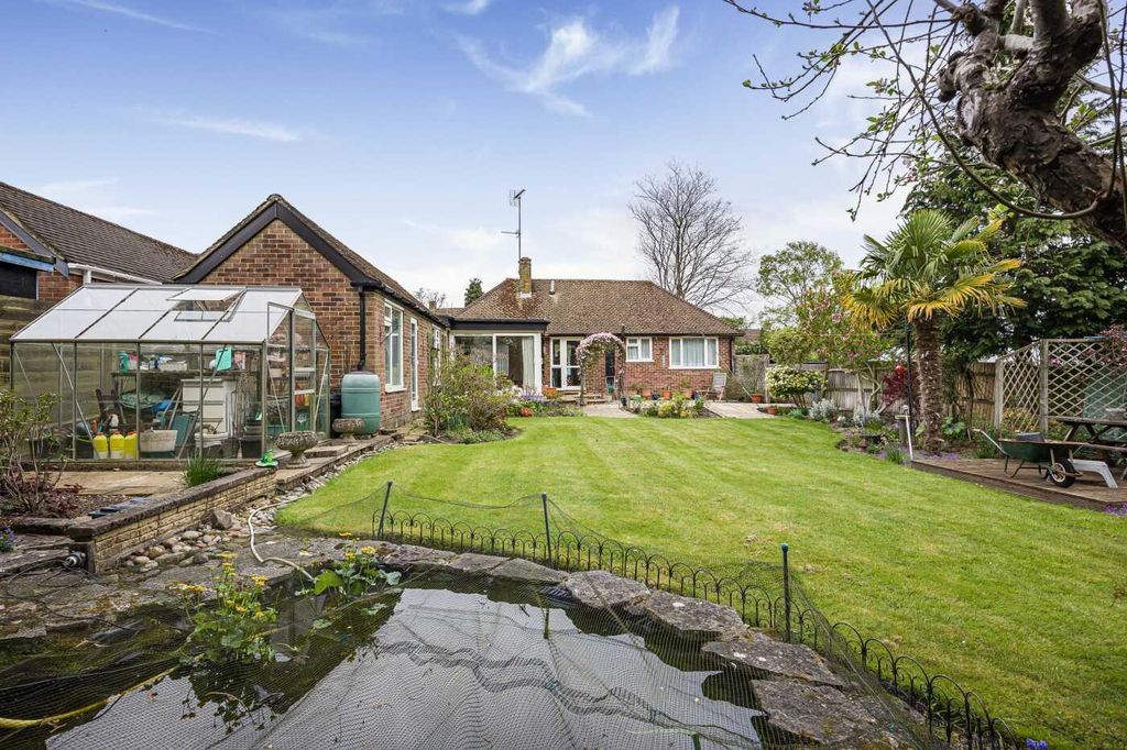Additional image 16 of 3 bed detached bungalow for saleGreys Road, Henley-On-Thames RG9