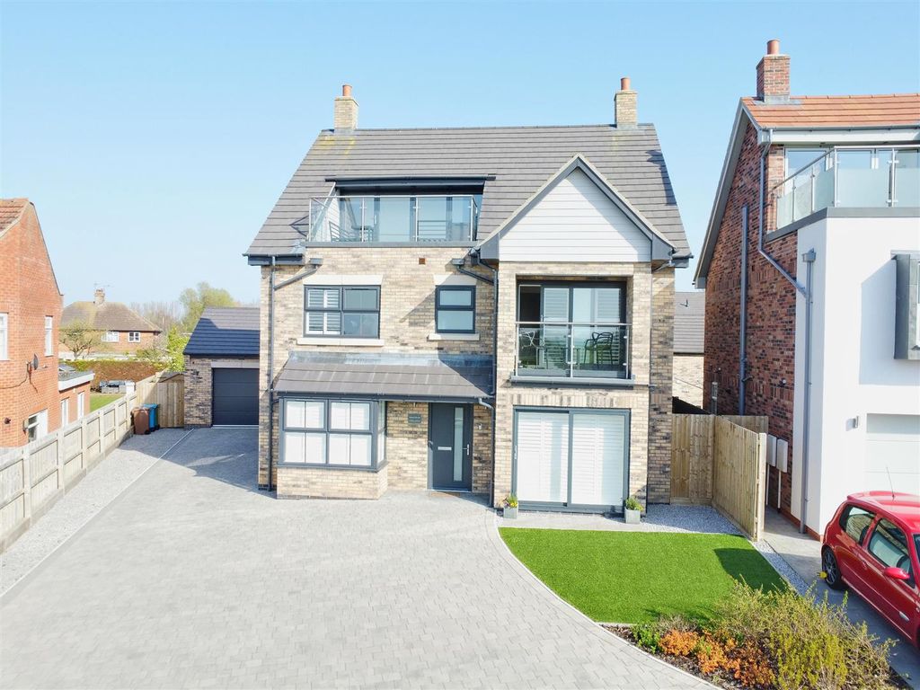 Additional image 30 of 5 bed detached house for saleEyre Grove, Hornsea HU18