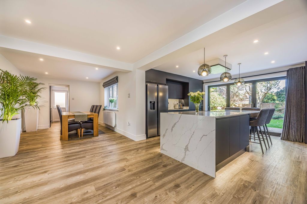 Additional image 22 of 4 bed detached house for saleHavant, Hampshire PO9