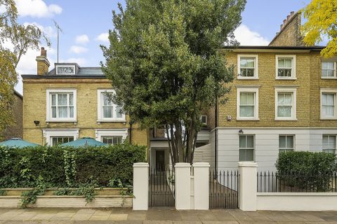 Clifton Hill, St Johns Wood, London NW8
