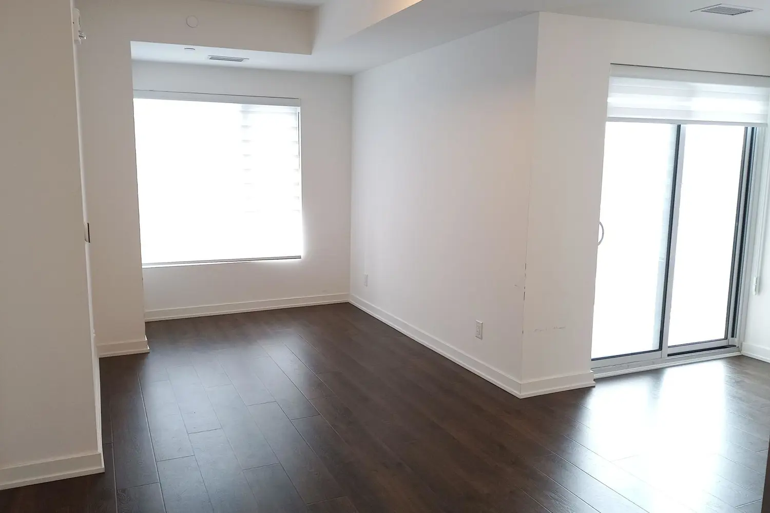 Additional image 5 of 56 Lakeside Terrace 409