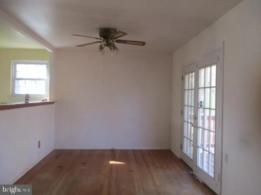 178 9th Street, Pasadena, MD 21122 photo 5