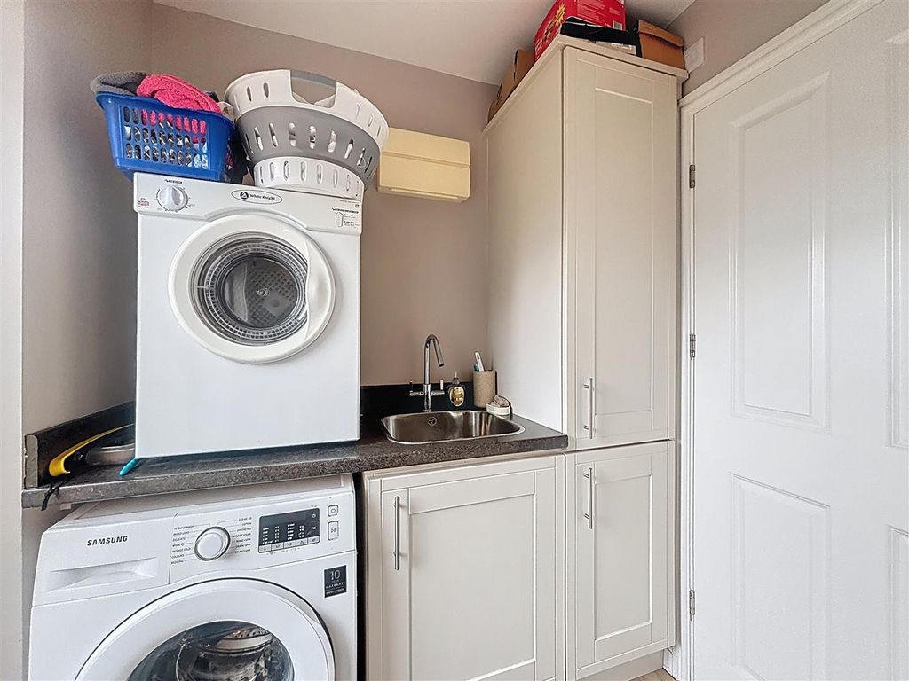 Additional image 6 of 3 bed property for saleHigh Bow, Hornsea HU18