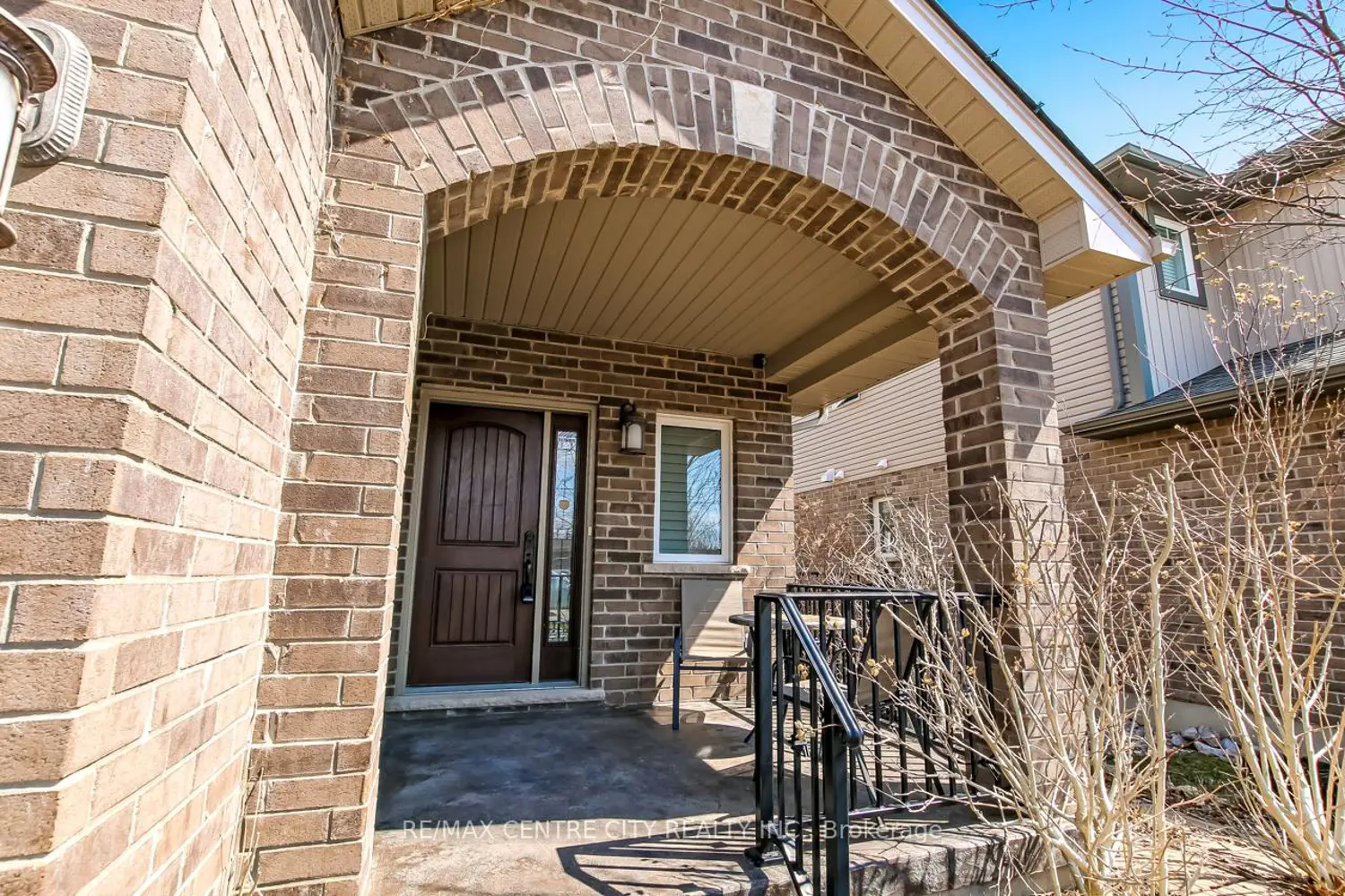 182 Emery Street photo 3