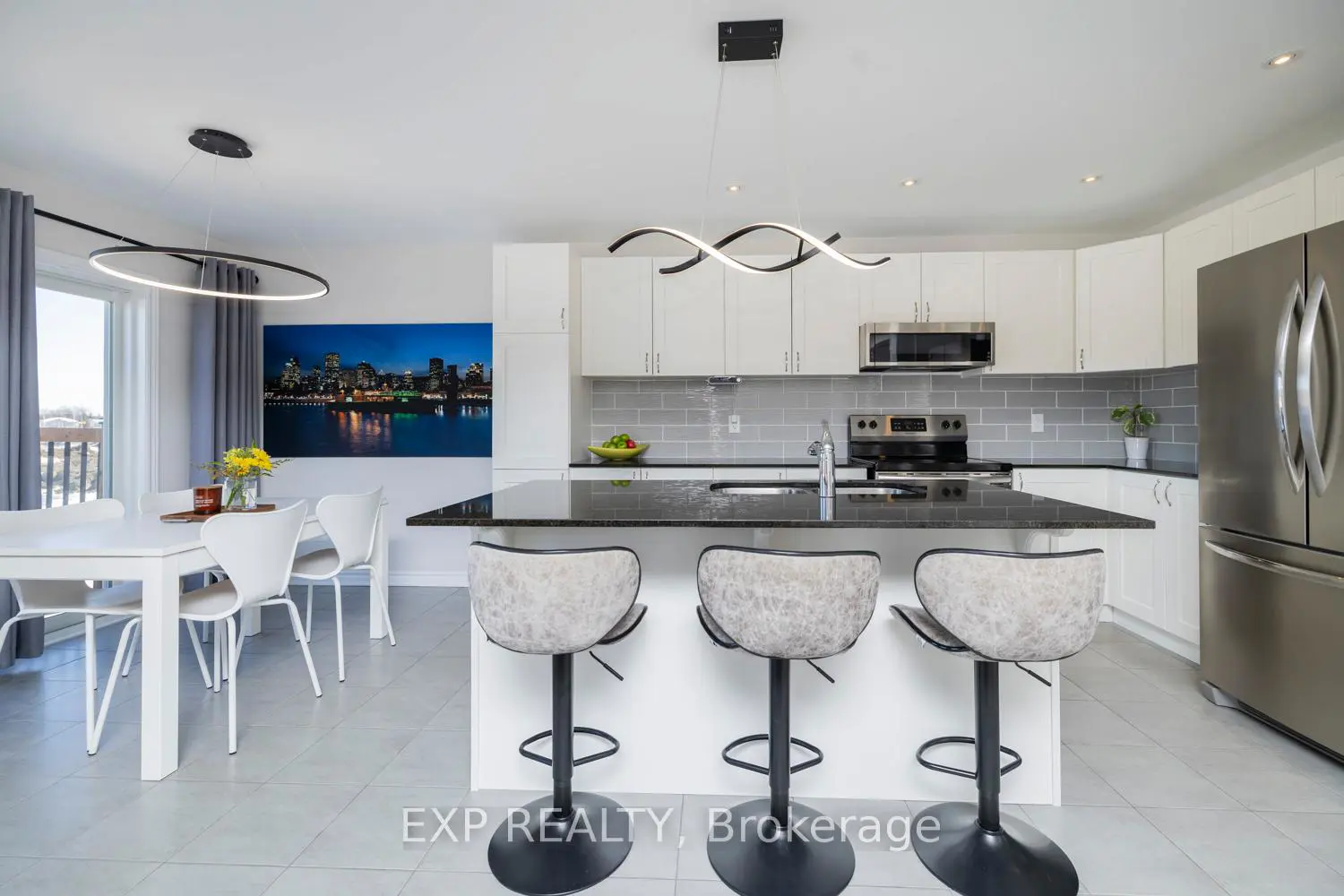 161 Cranesbill Road photo 5