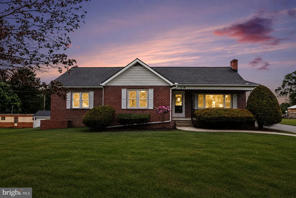 708 Baltimore Road, Shippensburg, PA 17257