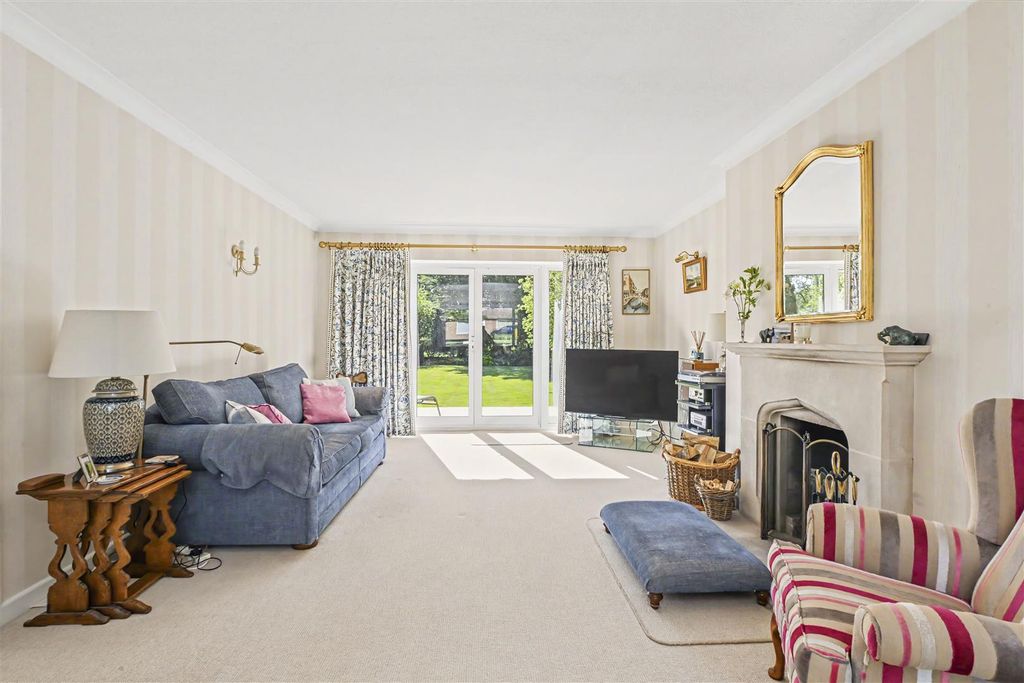 Additional image 4 of 5 bed detached house for saleThe Uplands, Harpenden AL5