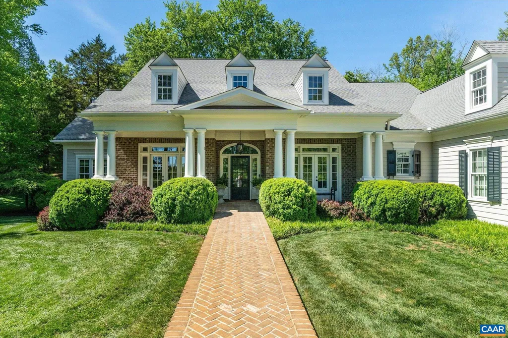 2946 Daventry Ln, Charlottesville, VA 22911 photo 2