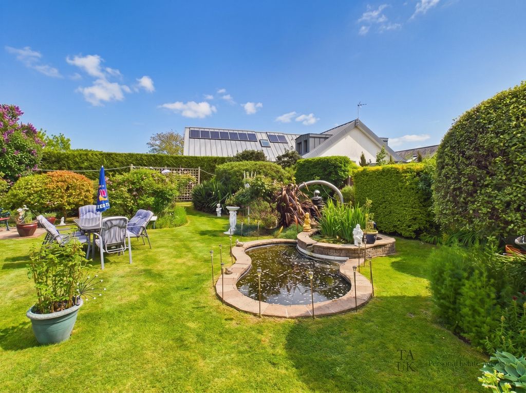 Additional image 41 of 5 bed detached house for saleHavant Road, Hayling Island PO11