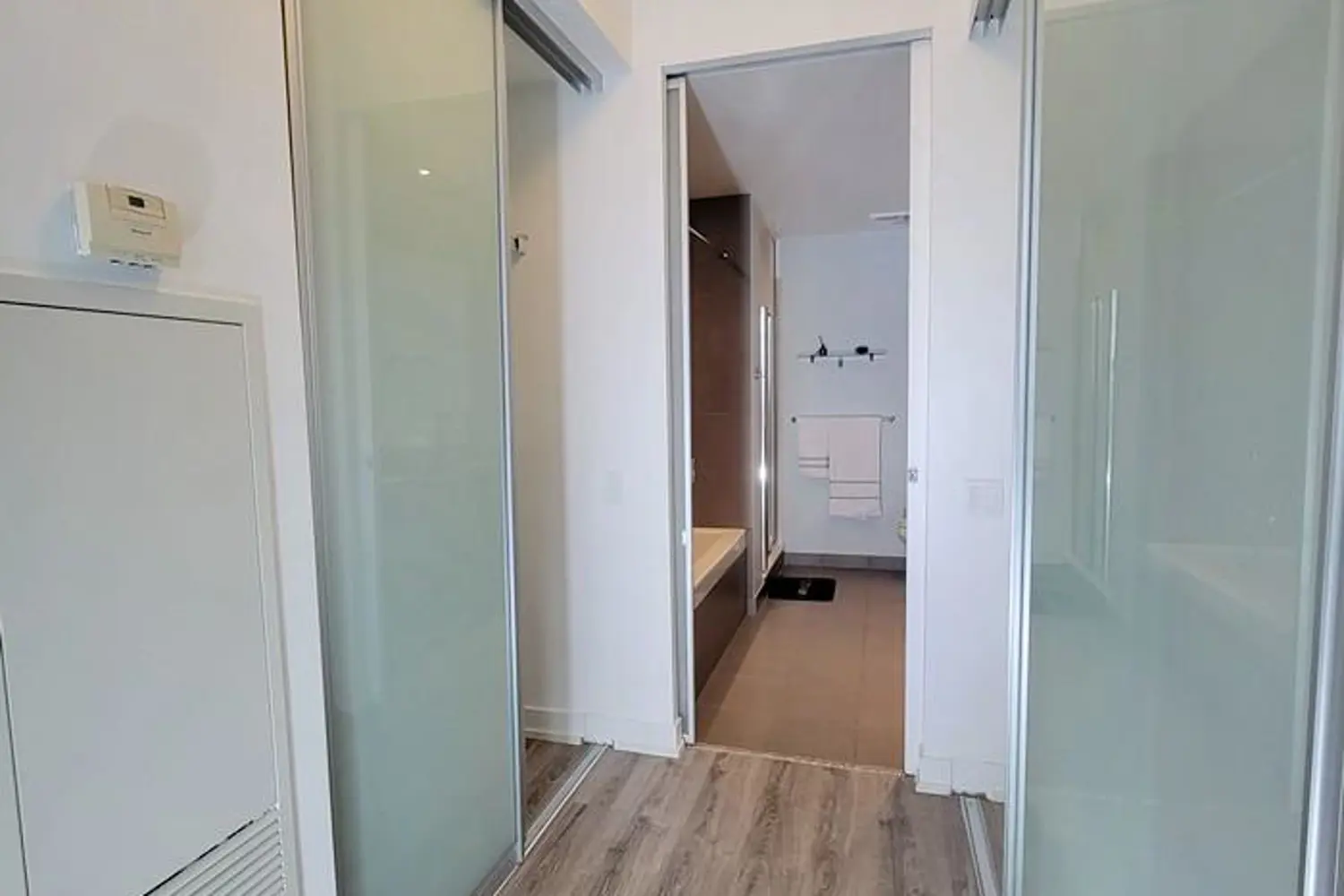 Additional image 8 of 33 Charles Street 2706