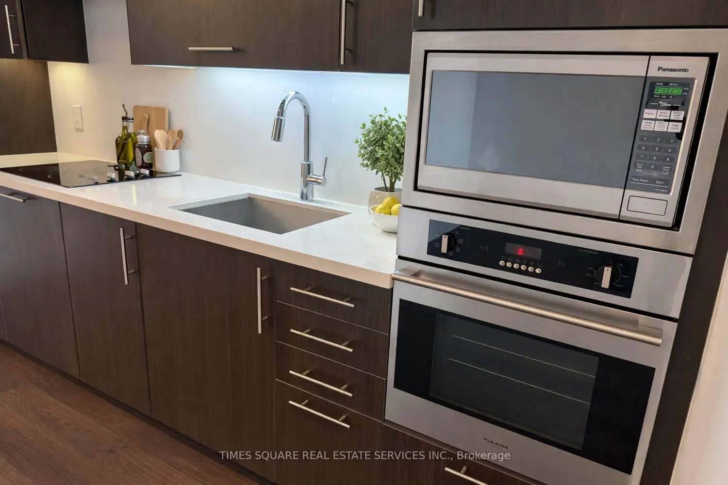 Additional image 12 of 5 Sheppard Avenue 2318