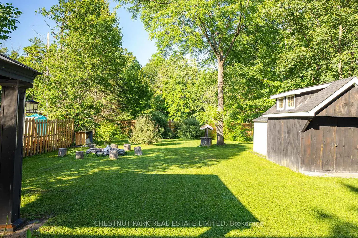 47 Lakeshore Road photo 2